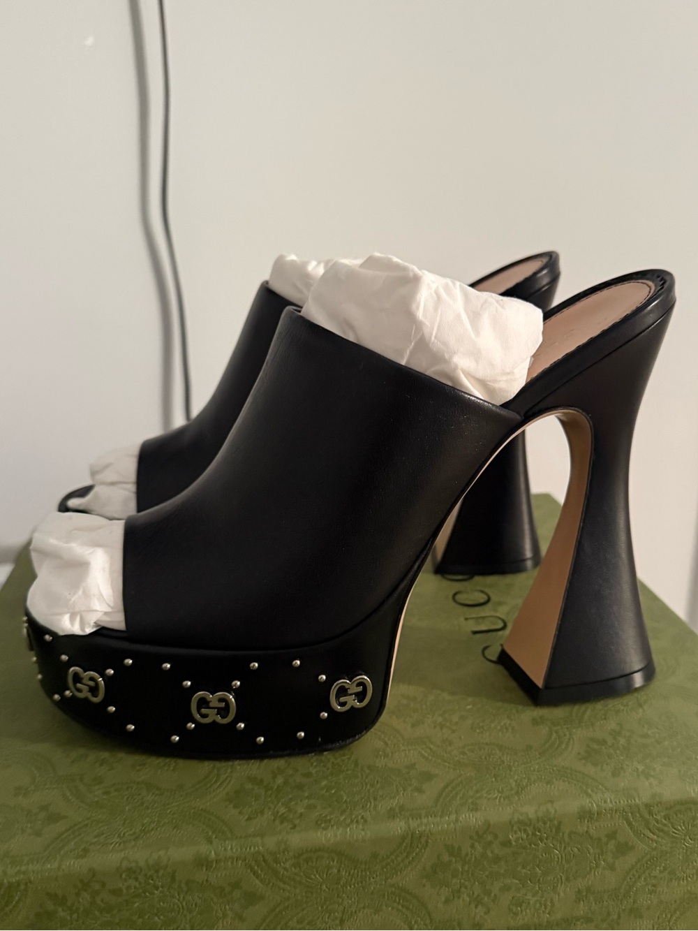 Gucci Black Leather Platform Mule Clogs with Gold GG Studs - Picture 1 of 9